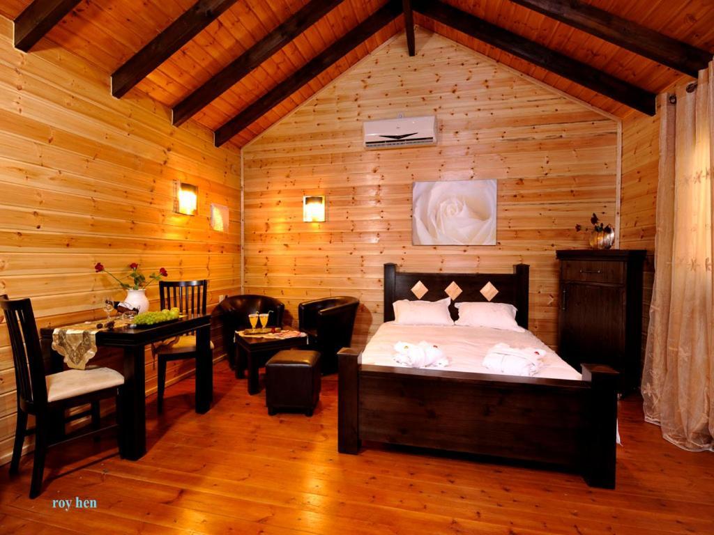 Good Zimmer With Love Sede Terumot Exterior photo