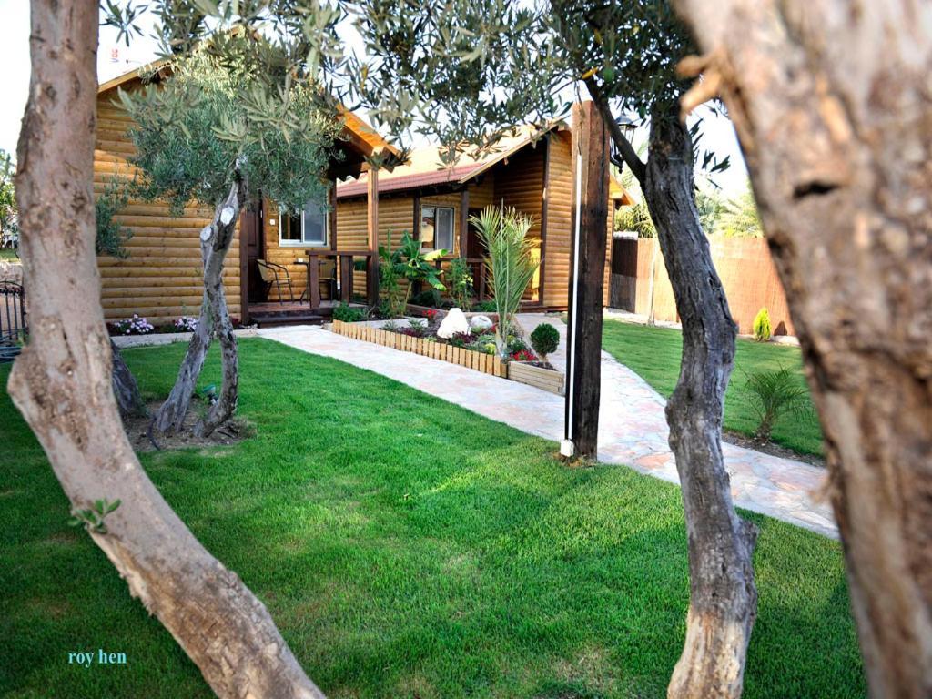 Good Zimmer With Love Sede Terumot Exterior photo