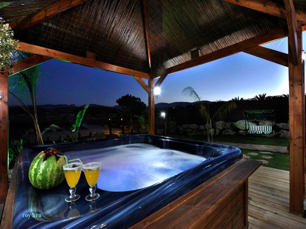 Good Zimmer With Love Sede Terumot Exterior photo